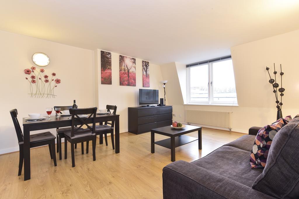 Excelsior Apartments London Room photo